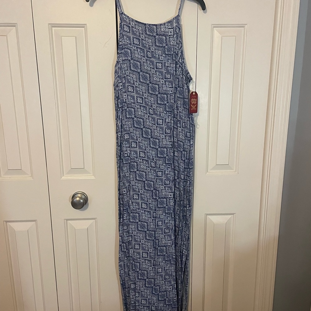 Faded Glory Blue Pattern Maxi Dress. Size L